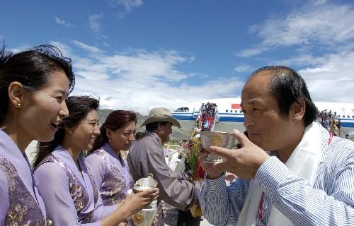 你把锋芒直插苍穹:高原“精灵”青稞的风采(原创)