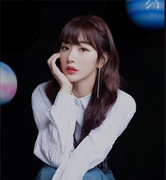 网络谣言害人不浅！孔雪儿崩溃落泪被质疑卖惨，我关注的却是Lisa