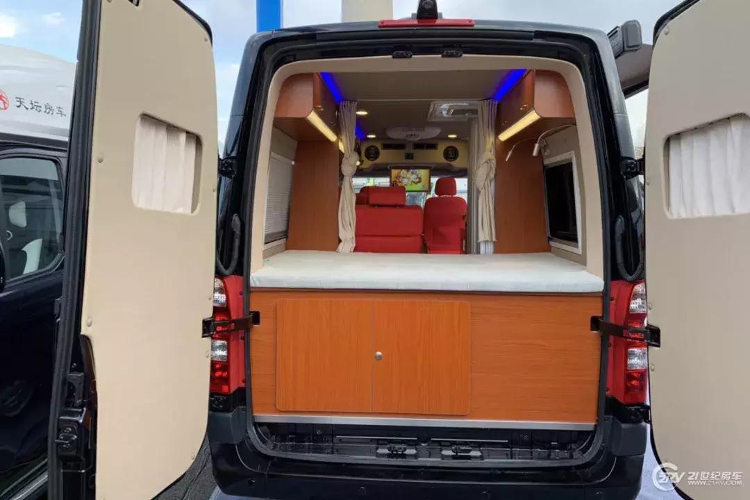 高度2.8米以下4座房车最新款,福田4座房车价格