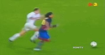 足坛桑巴精灵小罗,小罗快乐时刻