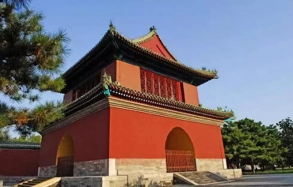 北京故宫相当于几个足球场,天坛比地坛大吗