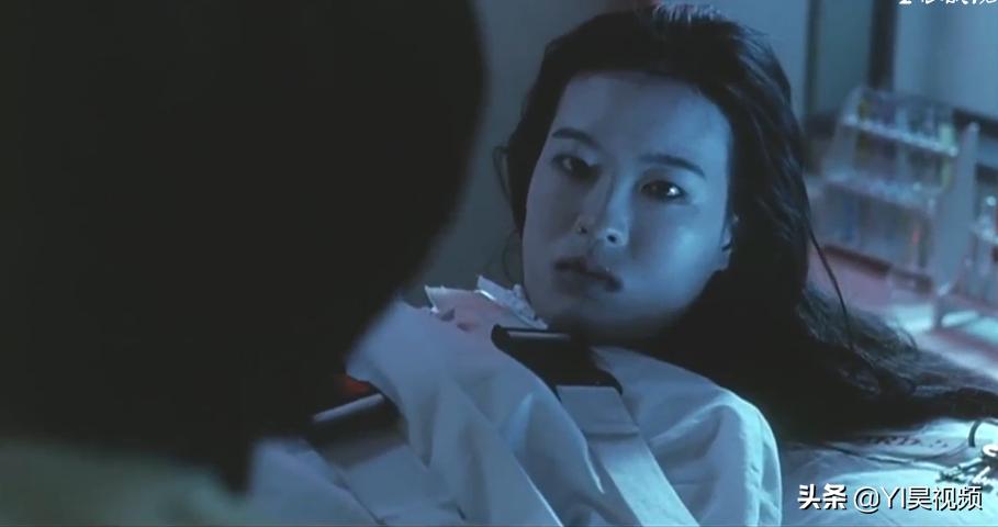 张学友经典喜剧，许冠英搞笑担当，头顶*裤内**斗僵尸《猛鬼差馆》