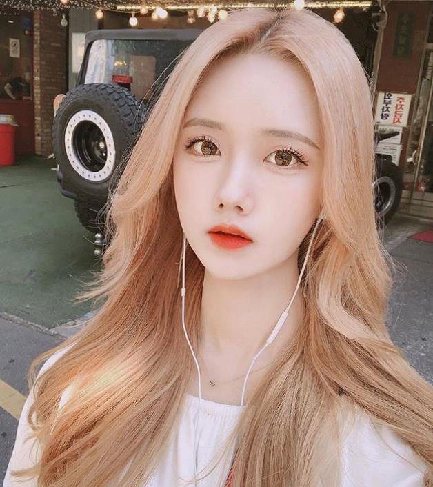 韩国比较流行的发色,韩国发色温柔显白不漂染