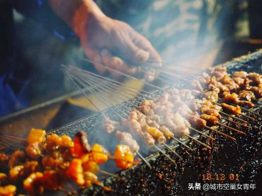 七荤八素的口腹之欲,七荤八素的口腹之欲是什么意思