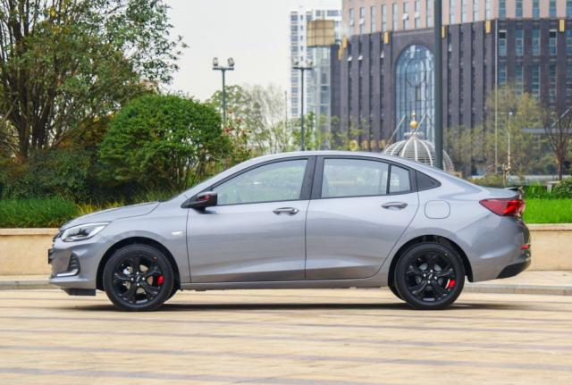 雪佛兰跟卡罗拉哪个好,雪佛兰和丰田卡罗拉哪个好