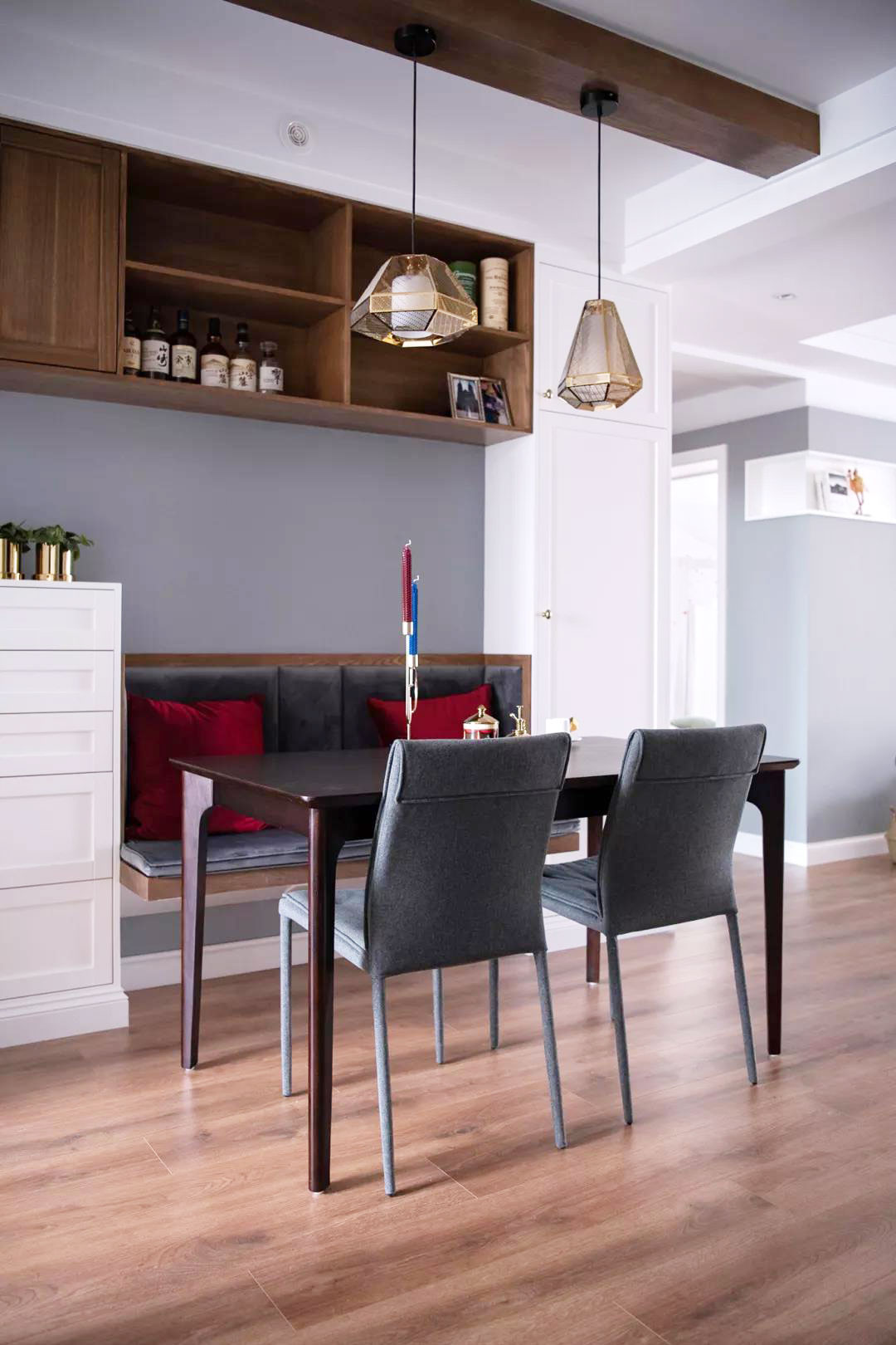 新房客厅电视柜设计,新房子装修风格电视柜