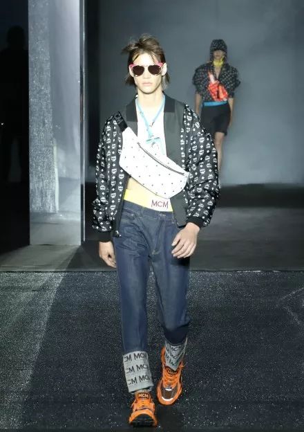 mcm为什么有的深有的浅,mc为什么喜欢奚梦瑶