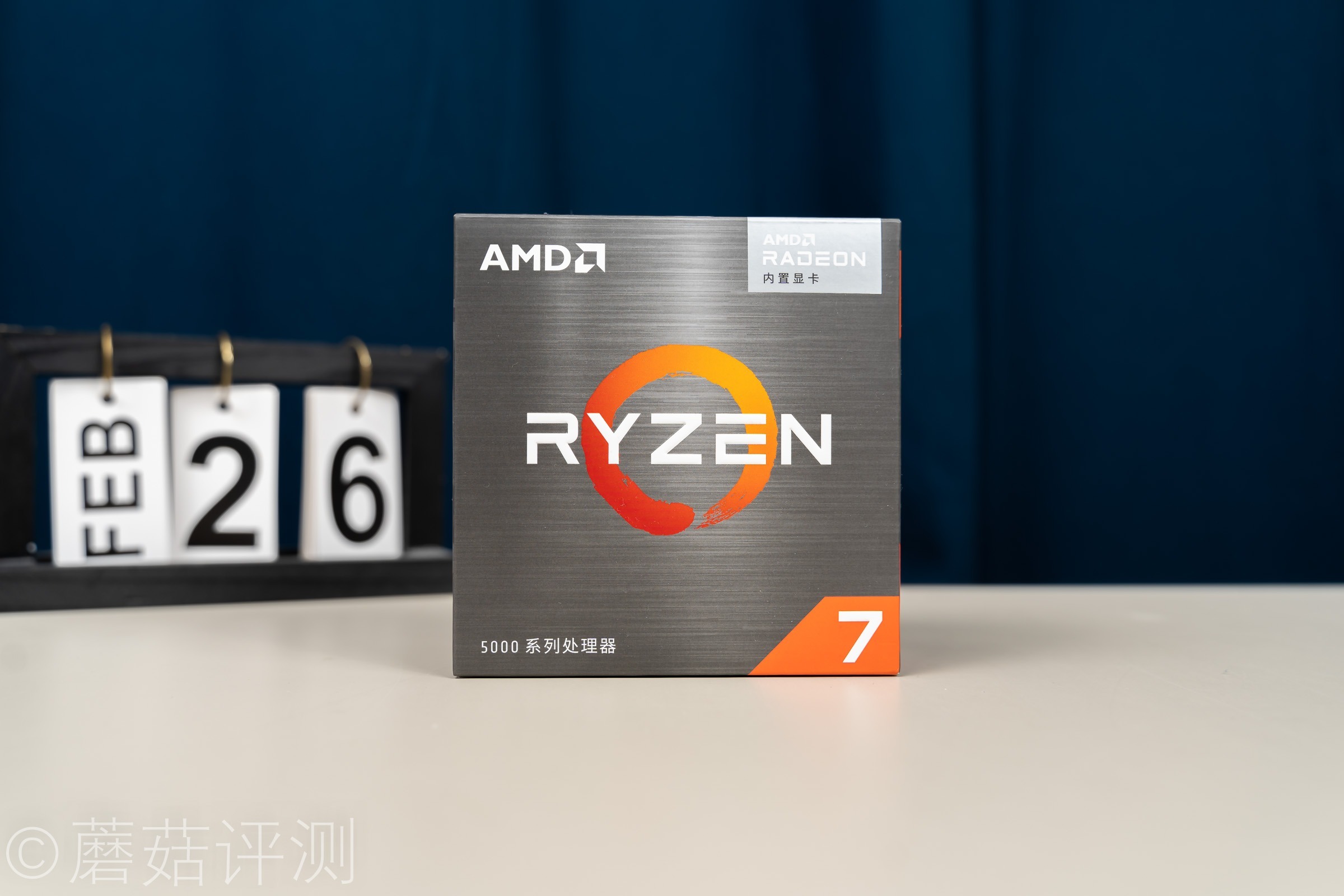 青春回忆系列：期望LPL夺冠，朋友装了台5700G主机玩lol