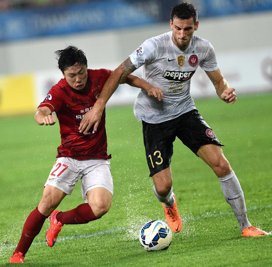 2013广州恒大亚冠冠军,2015年亚冠恒大高唱海阔天空