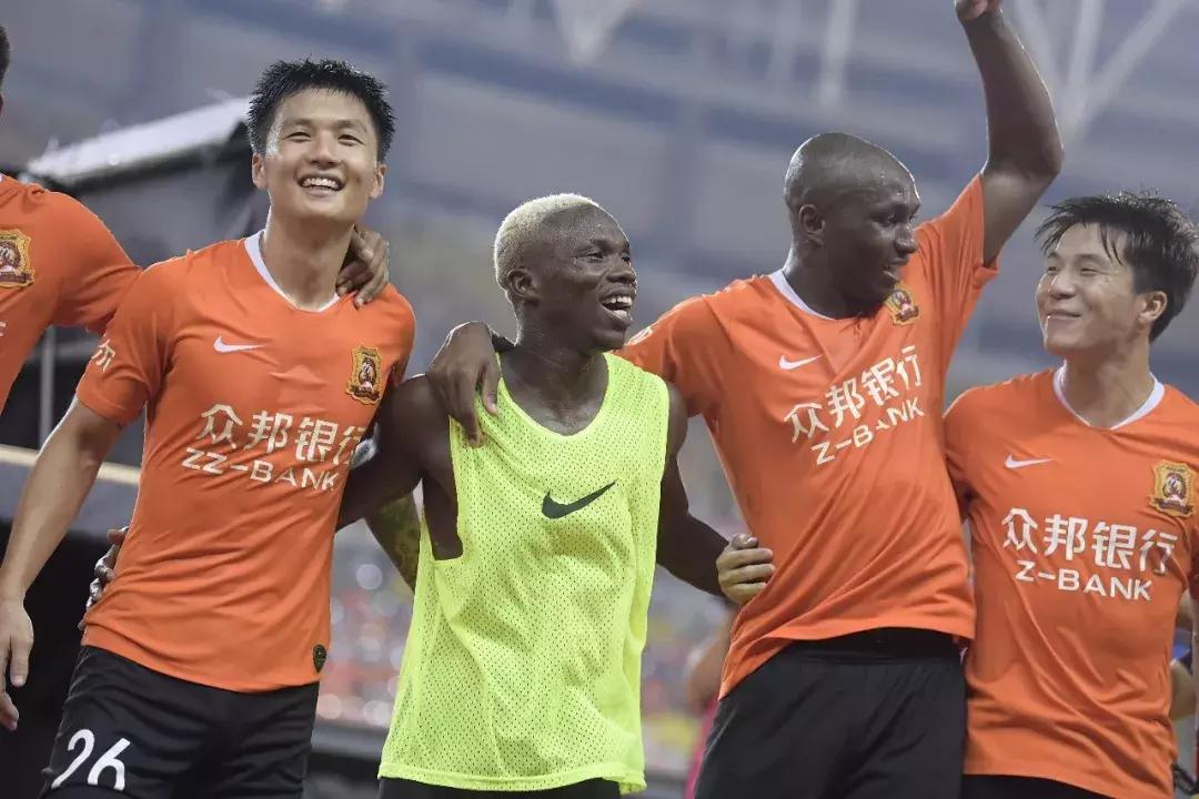 武汉卓尔2-1击败天津天海,武汉卓尔和山东鲁能交手战绩