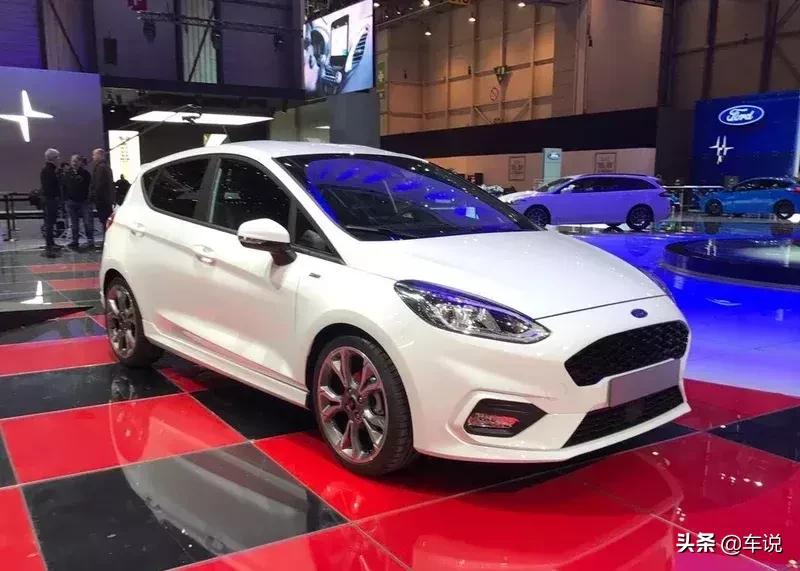 巅峰极速飞度和嘉年华选哪个,福特嘉年华和飞度对比