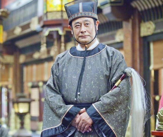 太监手上拿的拂尘是什么做的,太监拿的拂尘叫什么有什么用