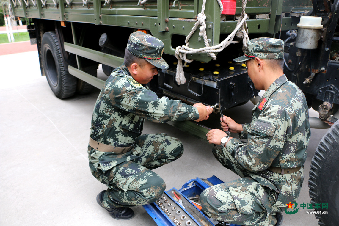 退伍兵哥哥考驾照,兵哥哥考驾照理论知识