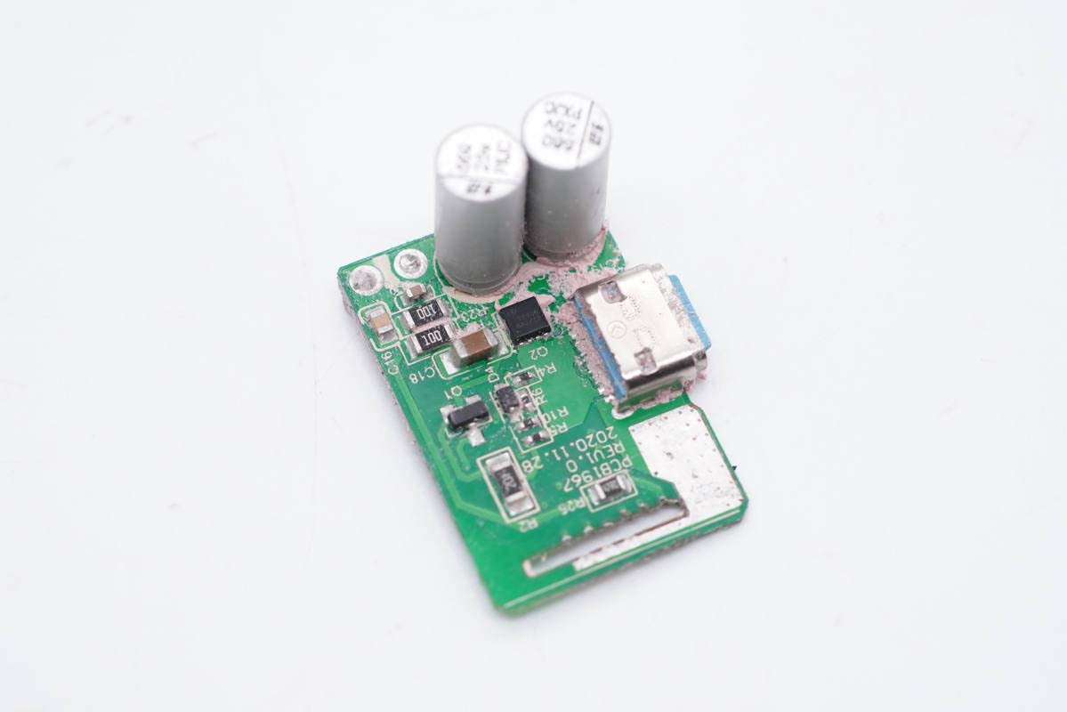 氮化镓快充拆解,双口快充头65w氮化镓拆解