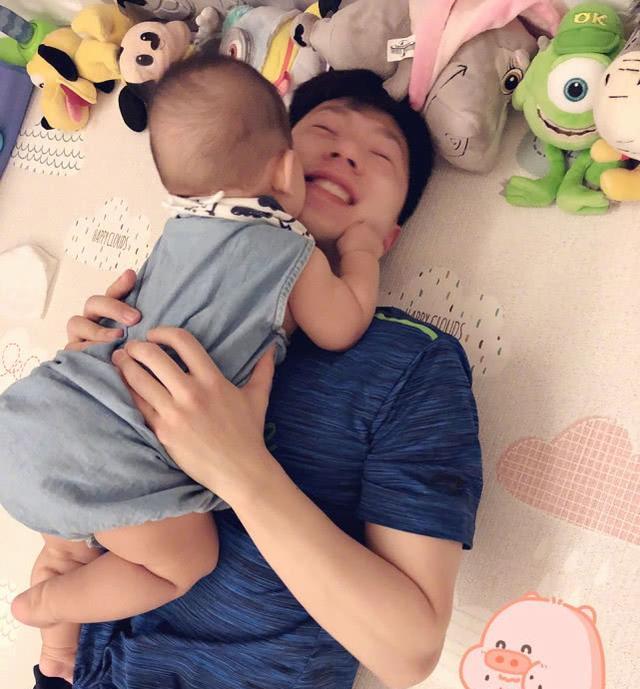 马龙的妻子到底有多美？曾是大学校花，颜值不输当红明星