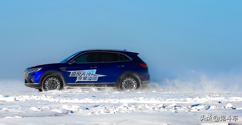 新款红旗hs5四驱顶配试驾,红旗hs5四驱旗享黑色沉浸式体验