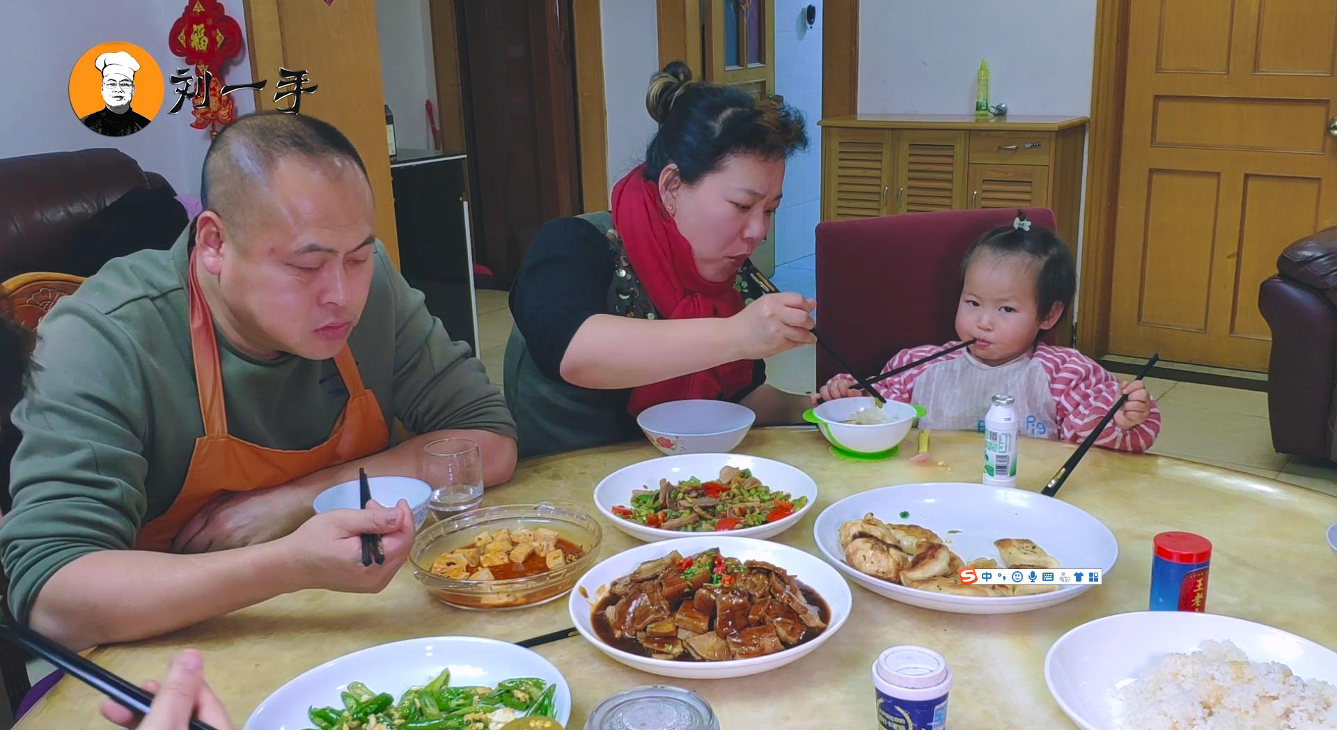 芋头扣肉入口即化,芋头扣肉家常做法不需要盐吗