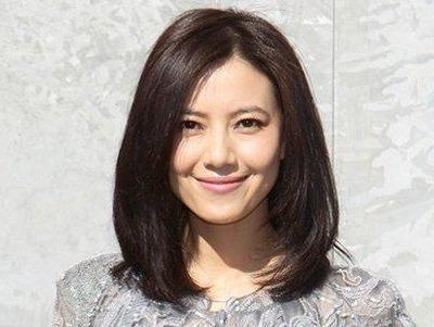 国字型脸女生什么发型好看,国字脸的女生什么发型好看