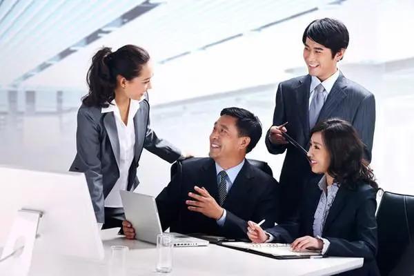 在小县城当个公务员体验,小县城公务员如何丰富自己的生活