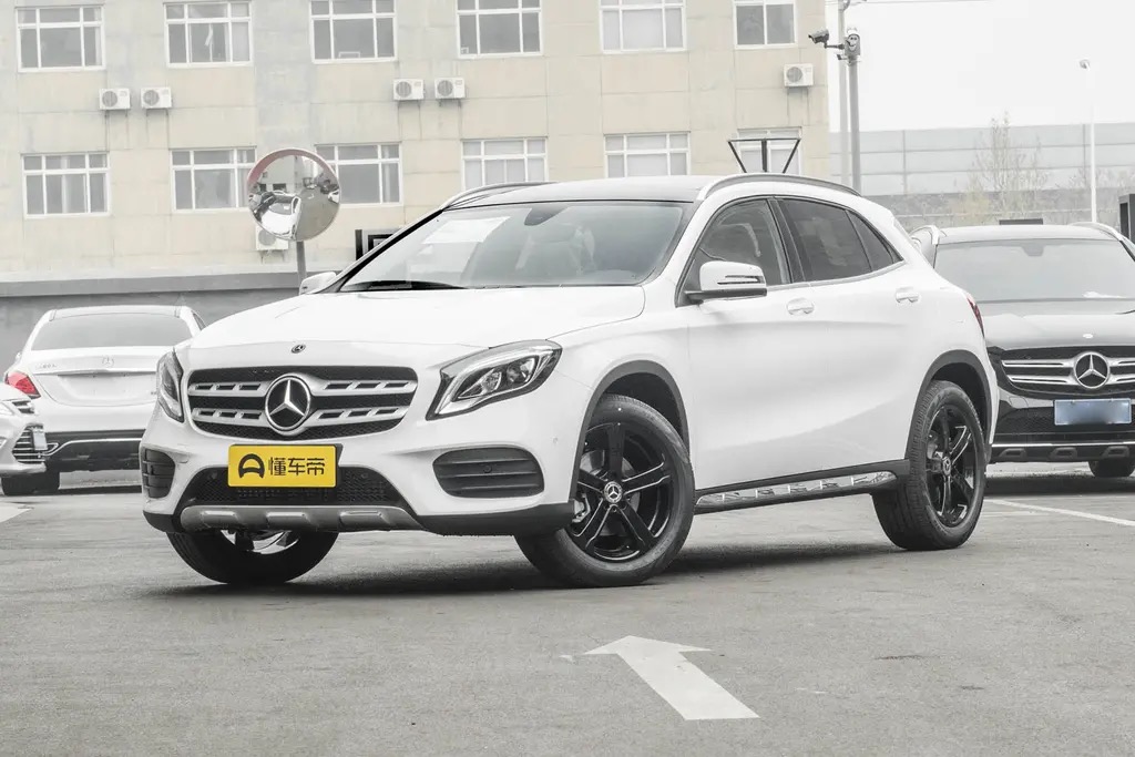 奔驰gla右前侧故障,奔驰gla通病漏水