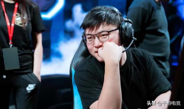 uzi再玩薇恩,uzi再玩ez露露组合往日经典重现