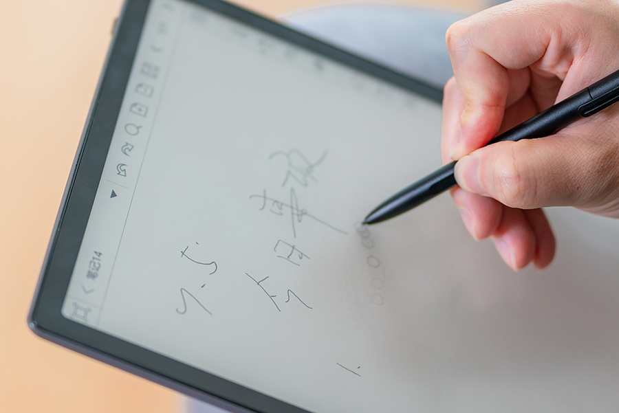 BOOXNotePro电子书阅读器评测：享受读书随心笔记