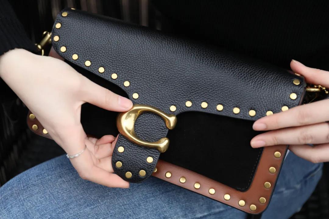 coach蔻驰最火的包包,coach蔻驰哪一款包包最值得入手