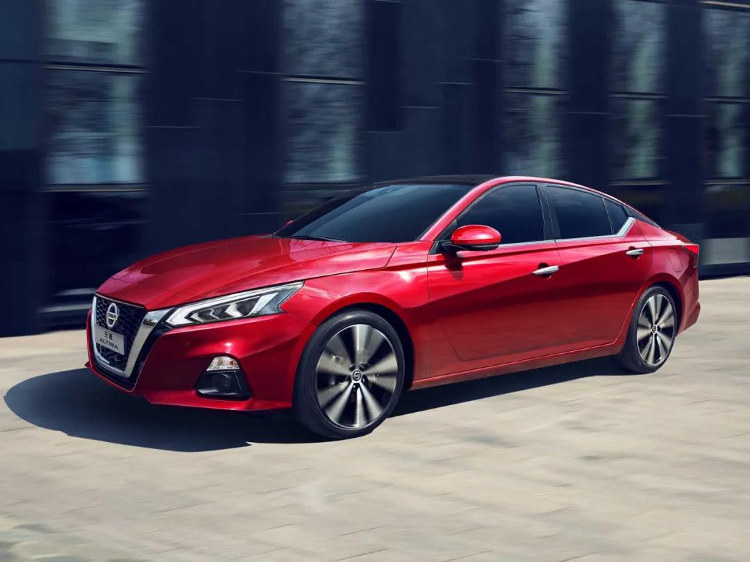 为什么2.0t能有400匹马力,2.0t的车为什么都变成4缸了