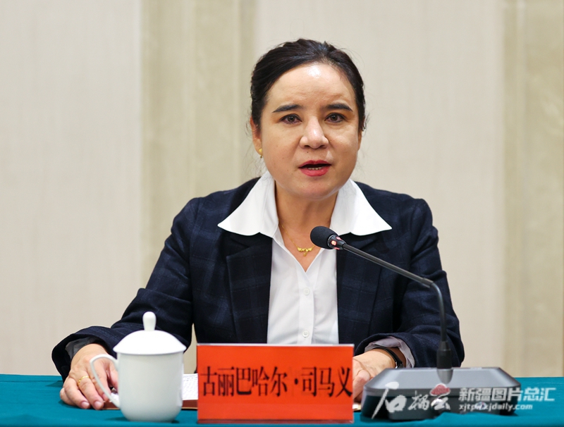 *疆新**维吾尔自治区召开“劳动创造美好生活”和田专场座谈会驳斥美西方*华反**势力“强迫劳动”谎言