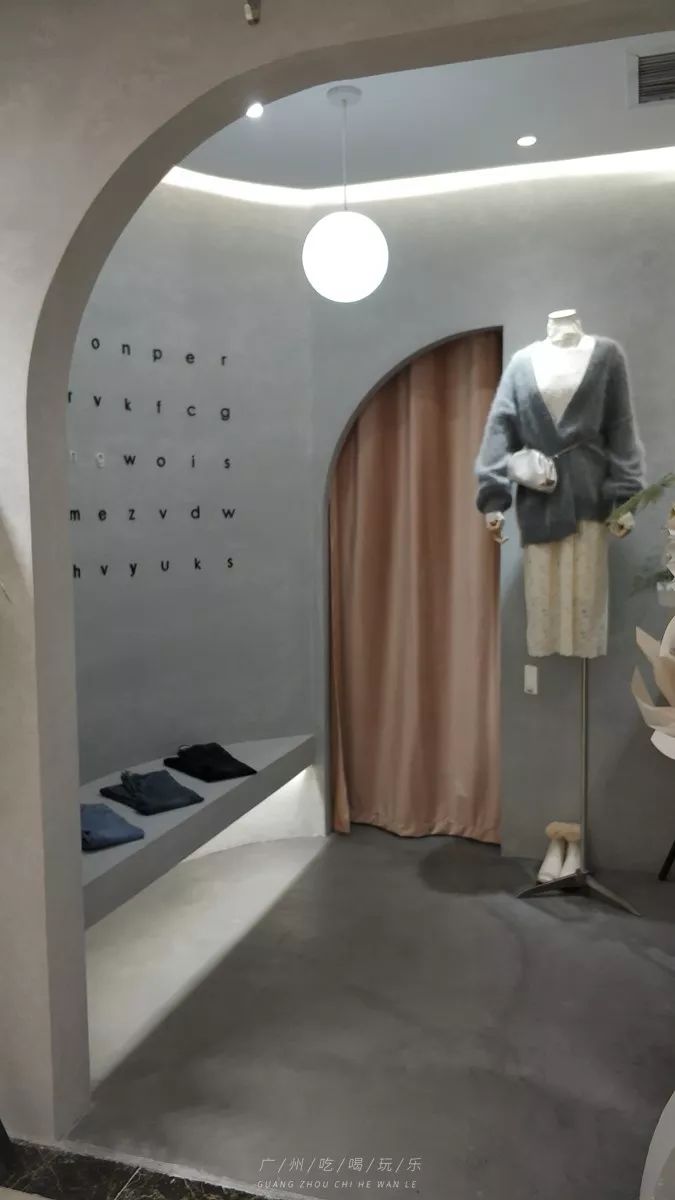 韩国东大门档口服装批发市场图片,韩国东大门服装批发有几个大楼