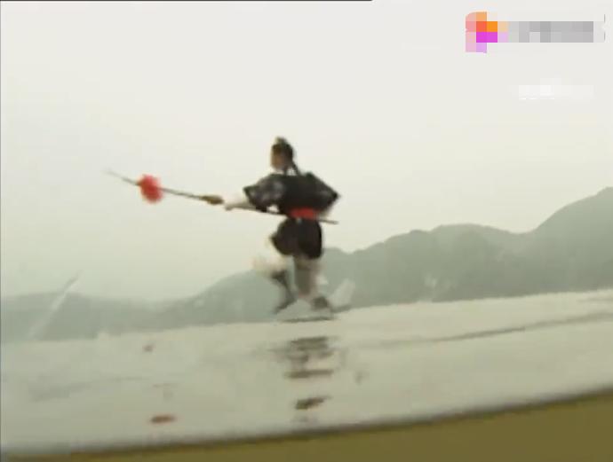 中国电视剧特效退化史:AI换头没《西游记》逼真,投资4亿效果5毛