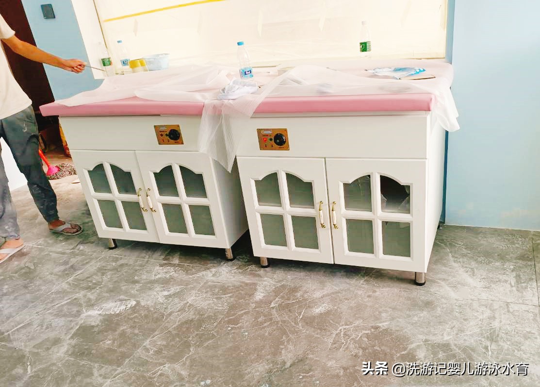 室内儿童恒温游泳池加盟,小型婴幼儿游泳馆加盟多少钱