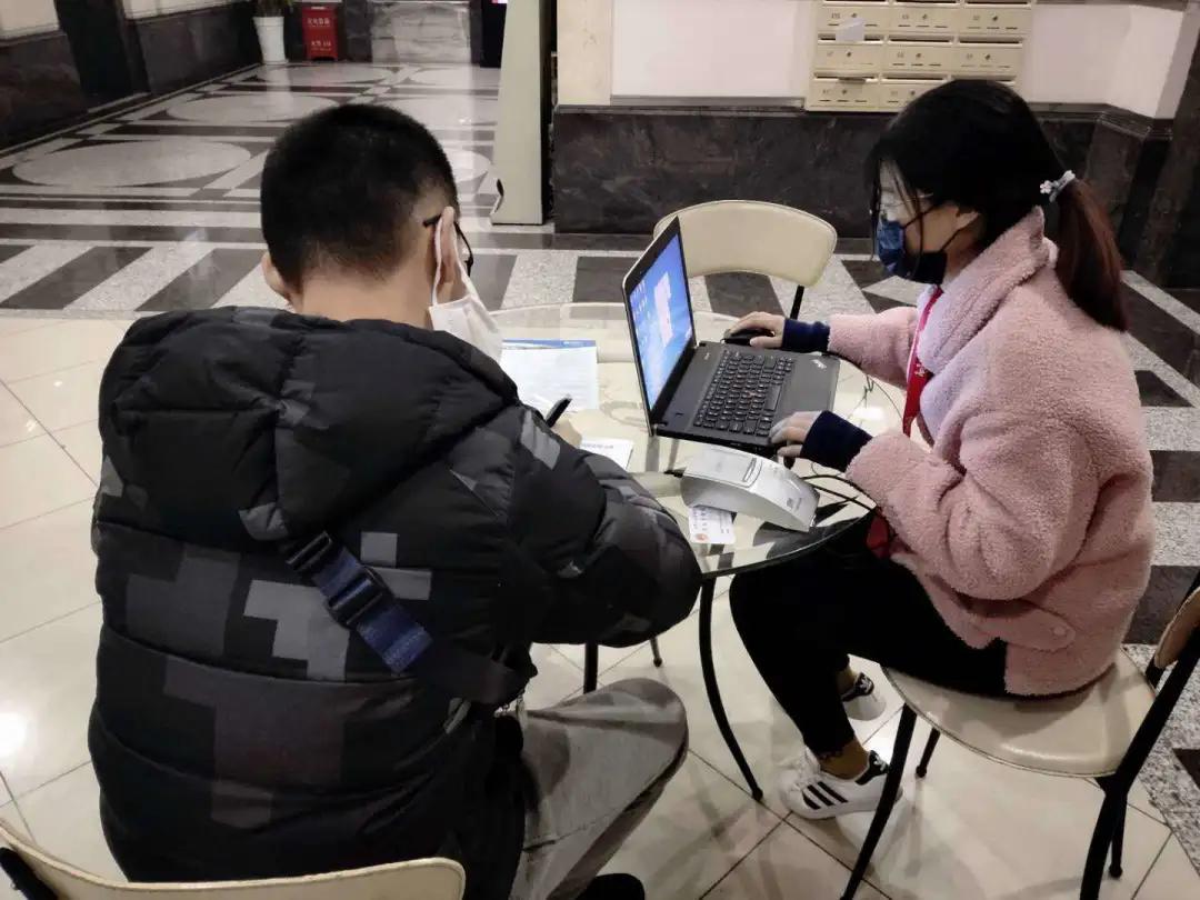 弘成学苑数字化学习中心,弘成教育贵阳学习中心