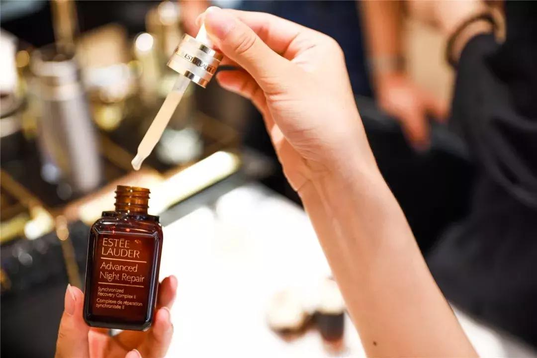 市中心这家高精尖卖场疯狂折扣！直降+团券，送的比买的多