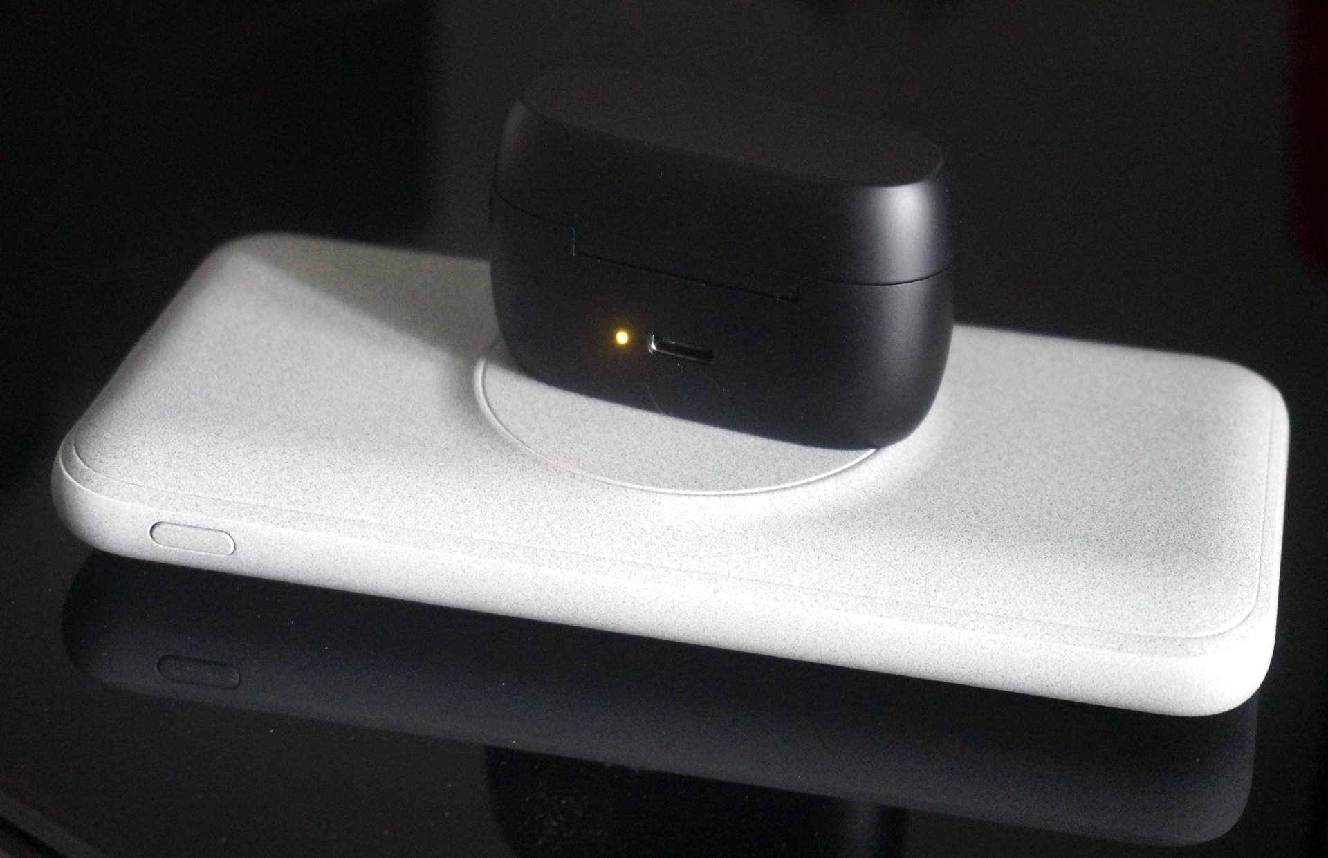 索尼的头戴式xm3,索尼xm3和xm4哪个舒服