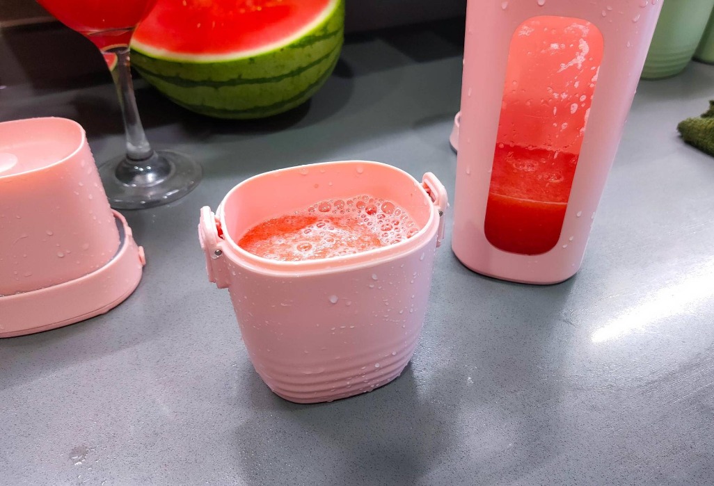 果蔬汁榨汁杯测评,真正好用的便携式榨汁杯