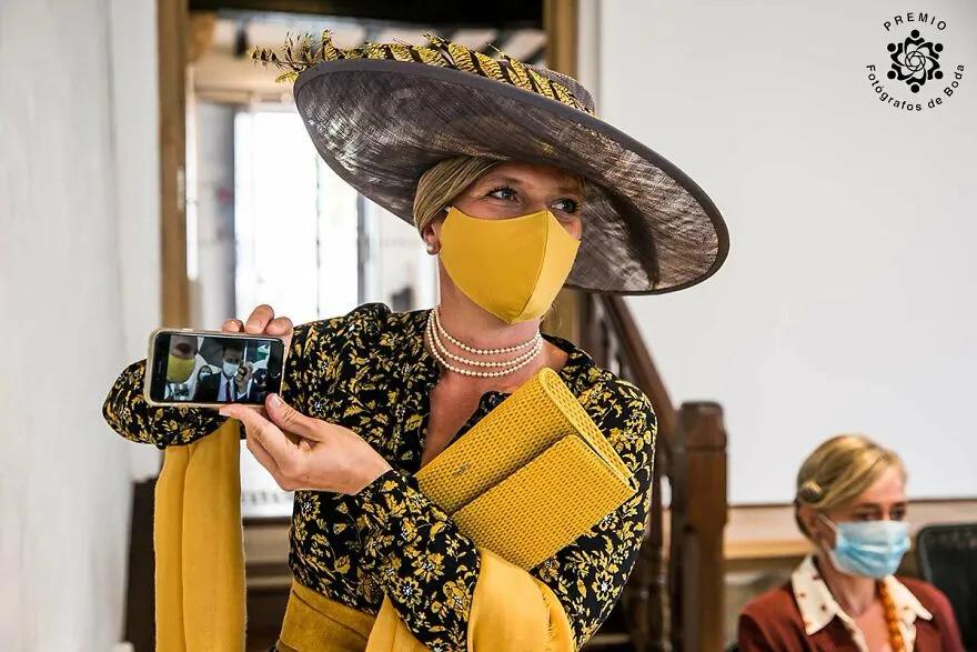 100寮犳渶鏂拌幏濂栧绀肩収,33涓幏濂栫殑濠氱ぜ鐓х墖瀹屽叏鍚稿紩鐪肩悆