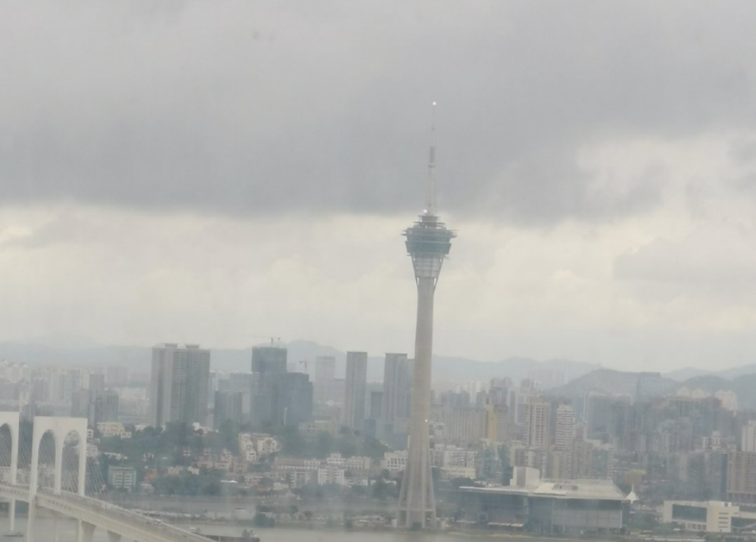 最刺激的蹦极挑战视频,最刺激吓人的蹦极