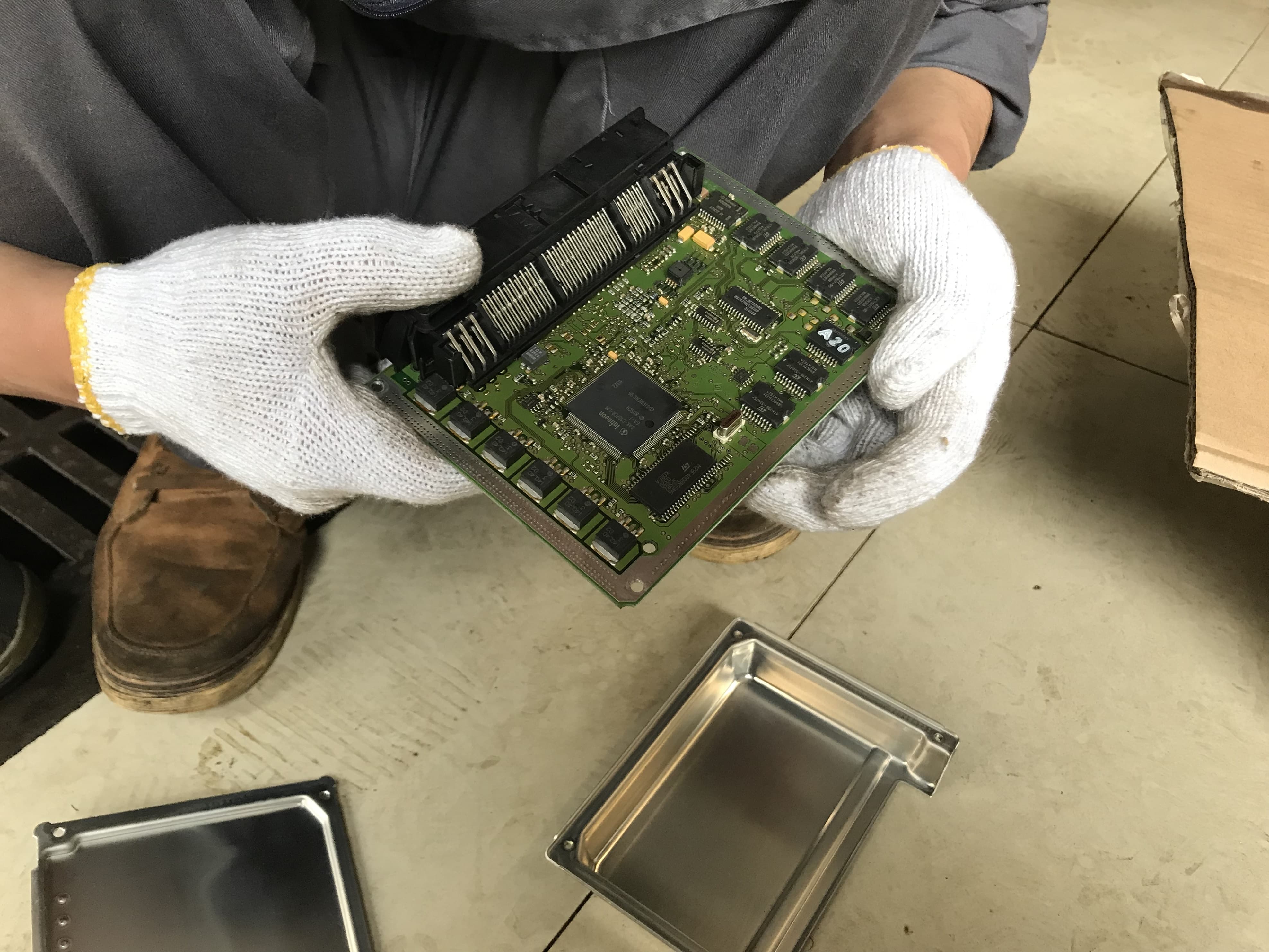 宝马e46325ci测评,宝马e46325i是国几