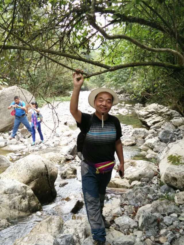 西漂湾瀑布群,建始西漂湾瀑布群