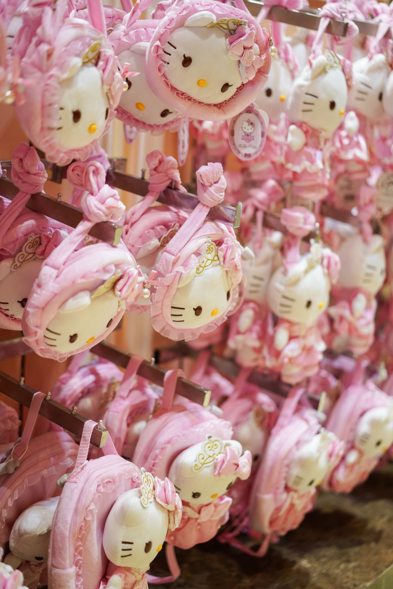 hellokitty邀请函,hellokitty的邀请函