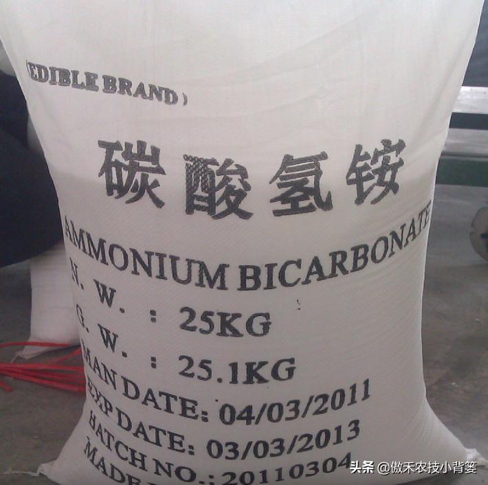 如何区别化肥硫酸铵和氯化铵,如何分辨硝酸铵尿素和碳酸氢铵