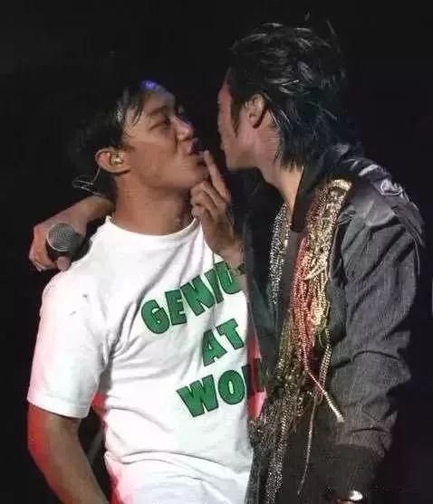 陈奕迅和谢霆锋的歌,陈奕迅比谢霆锋差几岁