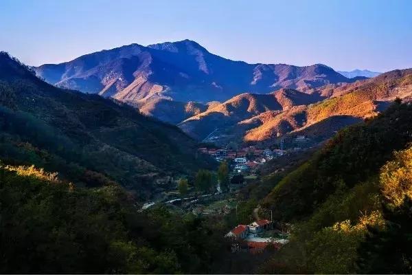 金秋时节一起游览香山,五一香山赏花