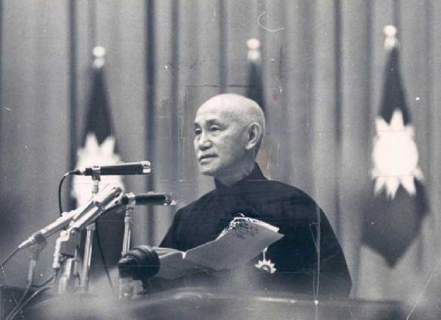 皖南事变爆发，叶挺面对蒋介石劝降，叶挺：请枪毙我，放过同志们