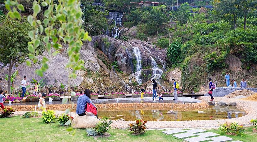 南山青青世界风景区,南山青青世界公园有什么