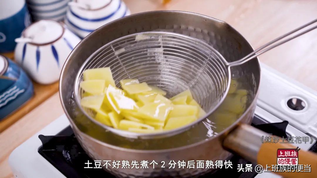 花甲干货里的沙怎么去掉,花甲老是有沙怎么处理