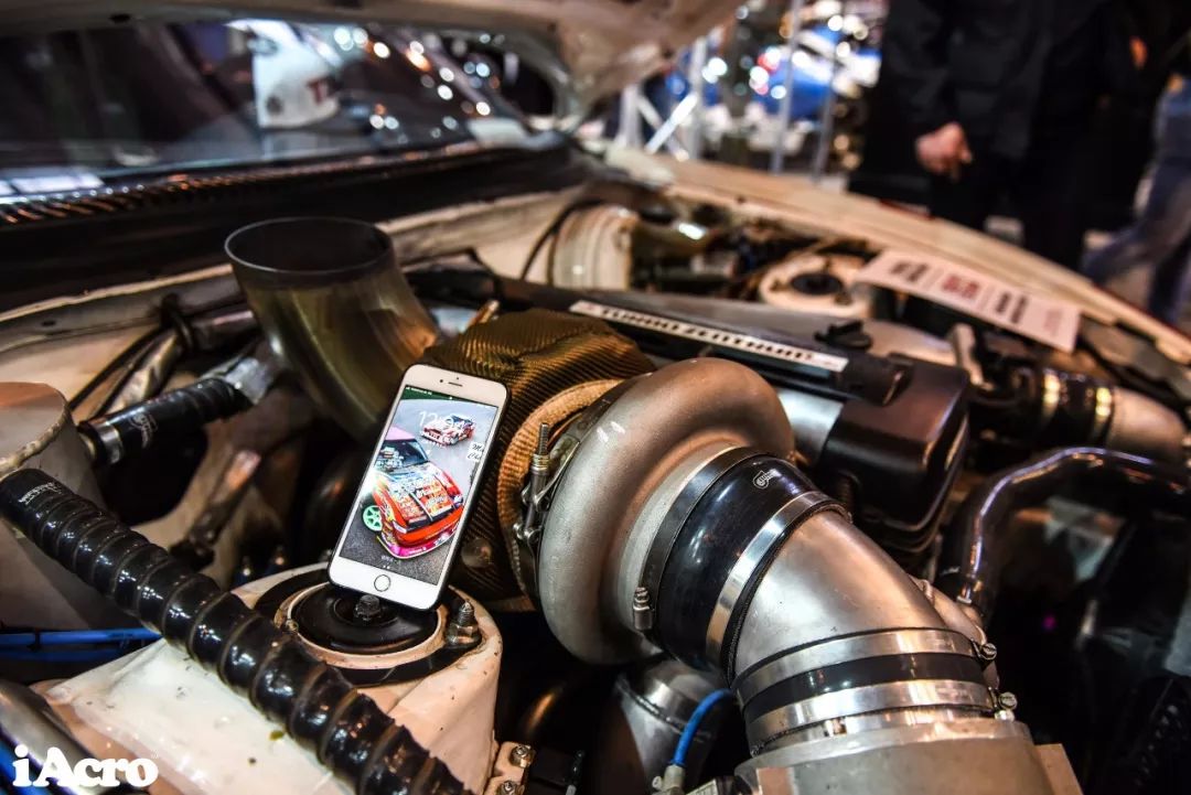 iAcroNavi——德国埃森改装车展之眼花缭乱上篇