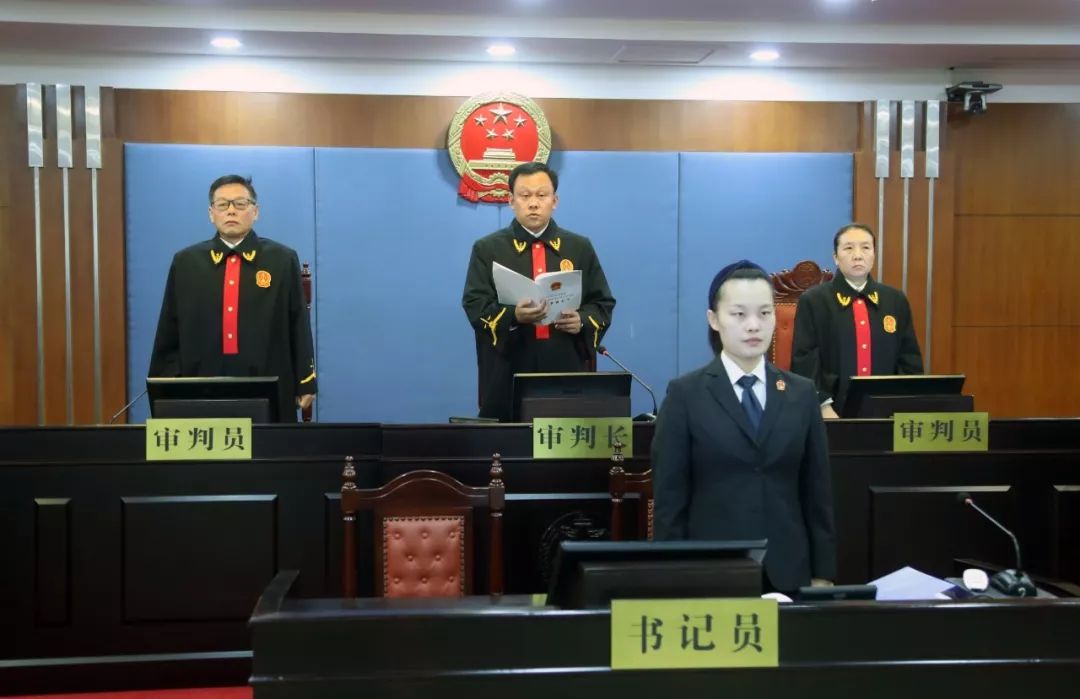 造成被害人或亲属实施自杀行为！7起涉黑恶势力犯罪案件，46人被集中宣判！