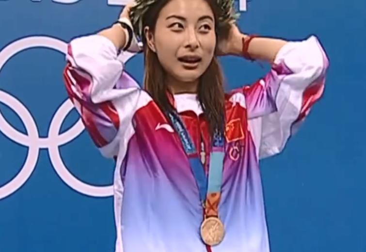 郭晶晶的退休金数目惊人,郭晶晶退役后是什么职位